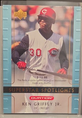 2002 Upper Deck Ovation - Superstar Spotlights Ken Griffey Jr #97