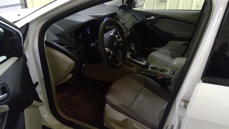 Alternador sin Turbo VIN 2 octavo dígito compatible con 12-18 FOCUS 1704684 Foto 2 de 4