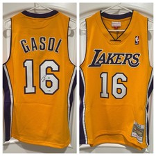 Pau Gasol 🏆 HOF Signed Lakers Mitchell & Ness Gold Swingman Jersey, M NWT (JSA)