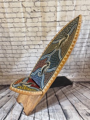120 cm gepunktetes Surfbrett Form afrikanischer Geburtsstuhl handgeschnitzt Holz Stamm