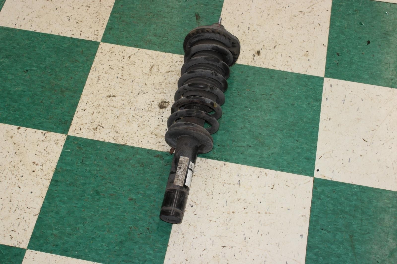 14-24 Ghibli Front Passenger Right RH Strut Shock Absorber Unit OEM Factory OE
