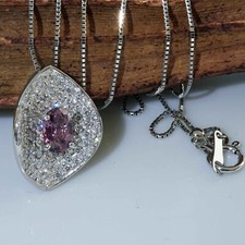 Sapphire brilliant pendant with chain in 900/850 platinum 1 ct 0.67 ct purple violet