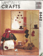 MCCALLS CRAFTS 8442 SNOWMAN, QUILT, ORNAMENTS SEWING PATTERN ©1996