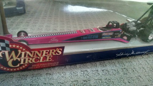 SHIRLEY MULDOWNNEY 1997 Winner's Circle "TOP FUEL" SERIES 1:24 SCALE DRAGSTER - Picture 6 of 6
