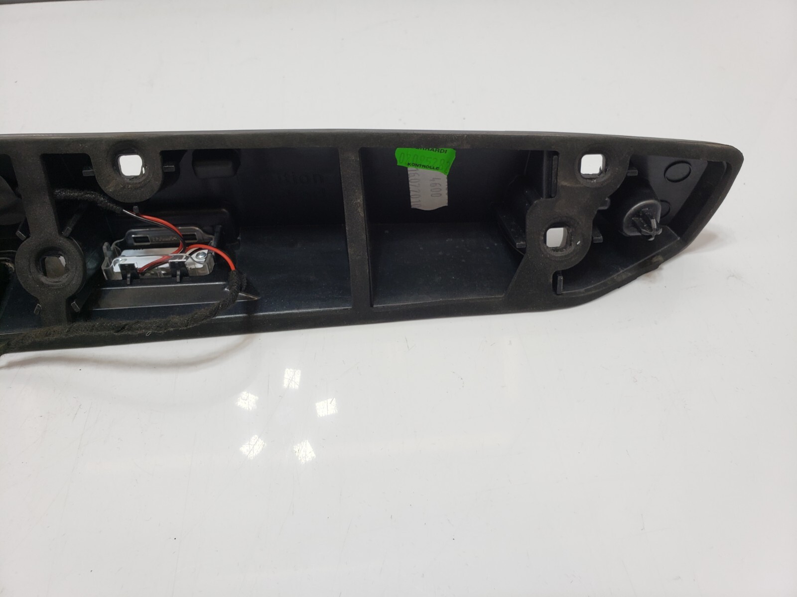 ✅ 2010-2014 OEM Rolls-Royce Ghost RR4 Rear Trunk Lid Grip Cover