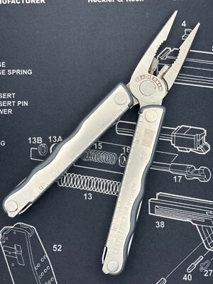 [0677] Leatherman Kick TM mit Werbung Multitool rare Collectible