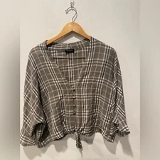 Storia plaid button down tie front top Size Small