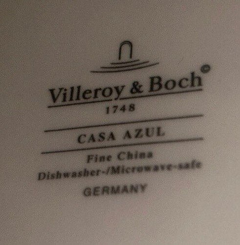 VTG Early 2000s Villeroy & Boch Casa Azul 12 1/8” Diam Round White Blue Germany - Picture 5 of 5