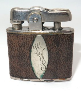 Vintage 1930s Ronson De Light Brown Leather Art Metal Works Lighter Sparks