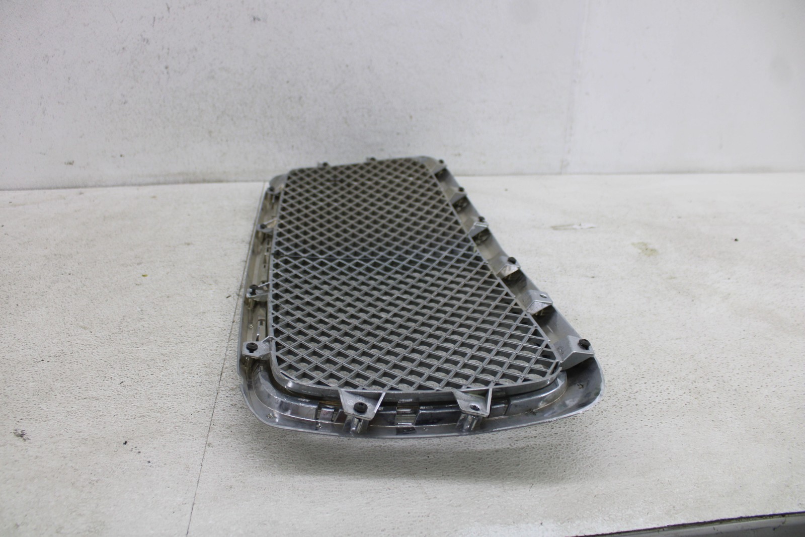 Grille 2DR-COUPE GT-CONTINENTAL AS SEEN BENTLEY CONTINENTAL 2013