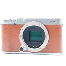  USED Excellent   Fujifilm X-M1 Body Brown