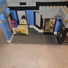 LEGO City 50th Anniversary Town Plan 10184 Movie Theater  Only 