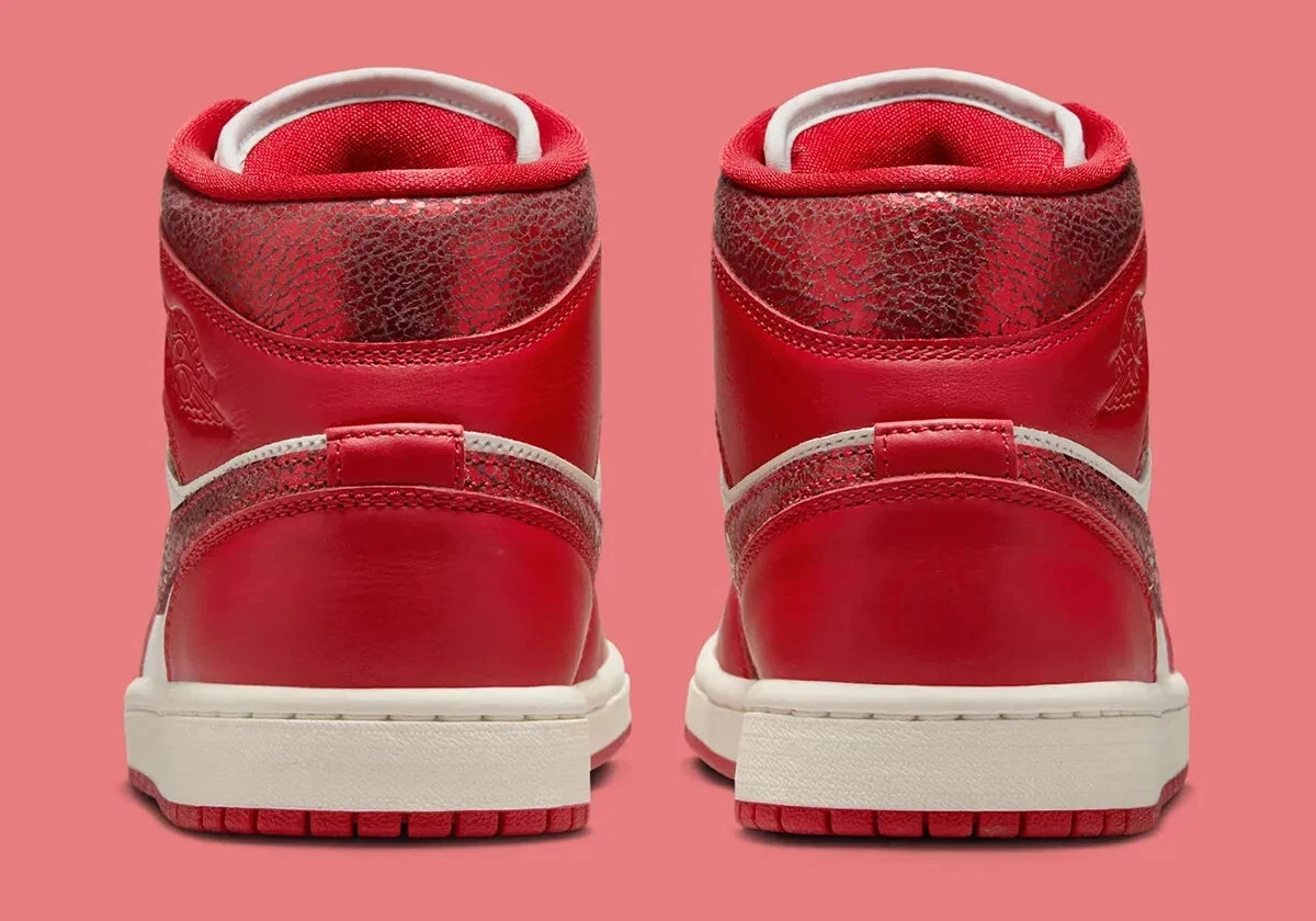Nike Air Jordan 1 バロンズUS 9.5 Size 9.5 - Air Jordan 1 Mid Valentine's Day 2025 W for sale online