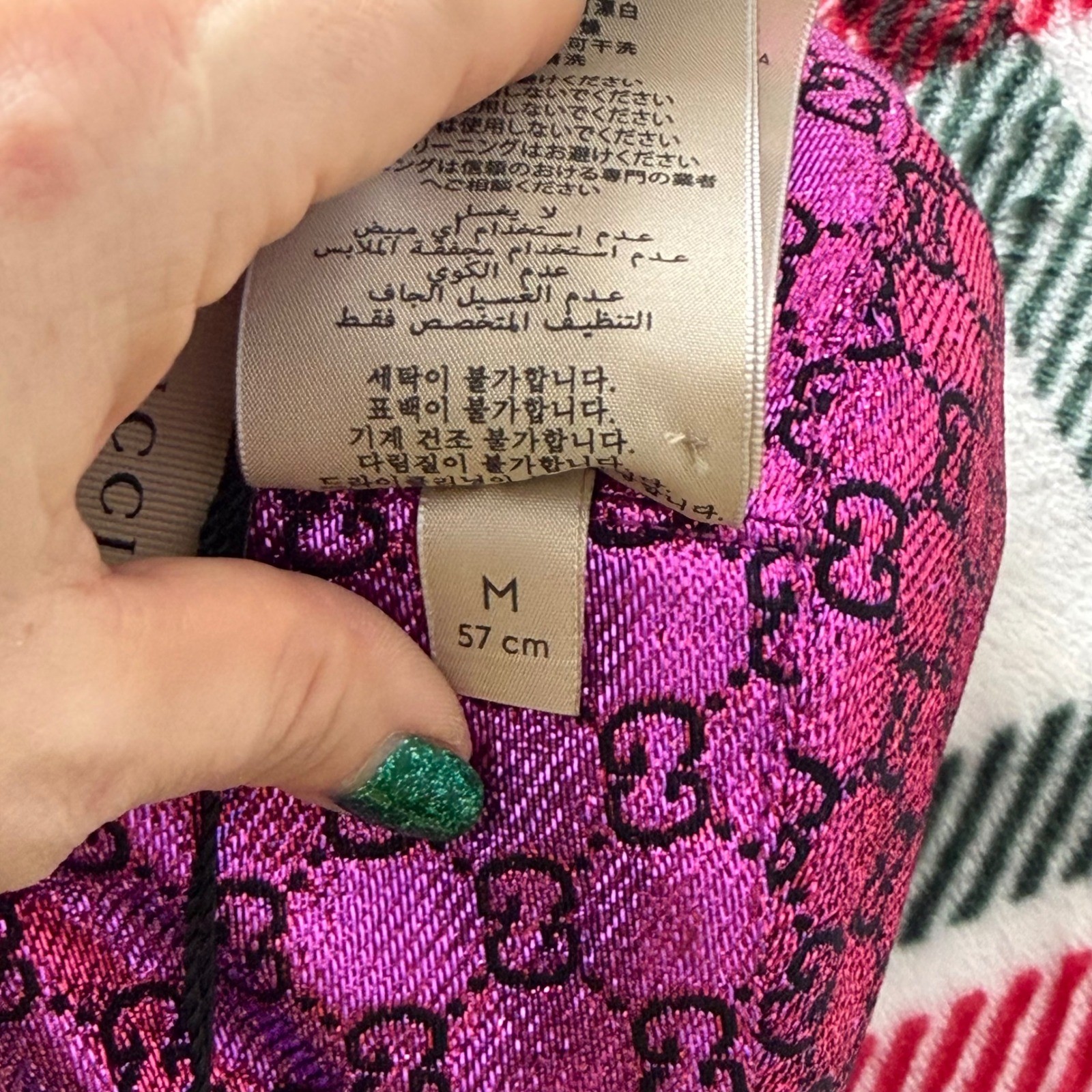 Auth Gucci GG Monogram Reversible Bucket Hat Pink Metallic Logo Print Size M thumbnail 5