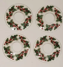 Holly Berry Design Glass Bobeches Candle Wax Drip Catchers 2.75” Dia Set of 4.