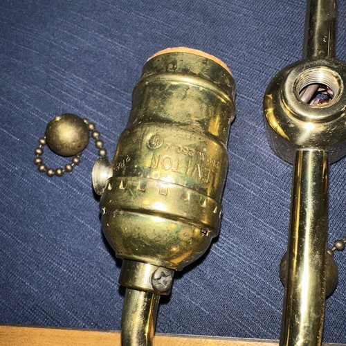 VINTAGE BRASS LAMP DOUBLE CLUSTER LEVITON PULL CHAIN SOCKETS - Picture 5 of 7
