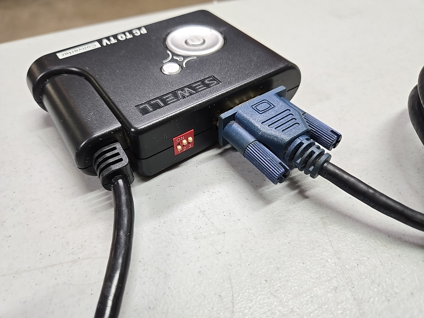 Sewell Direct PC to TV Converter SW-23000 High Quality VGC Switch w/ VGA Cable