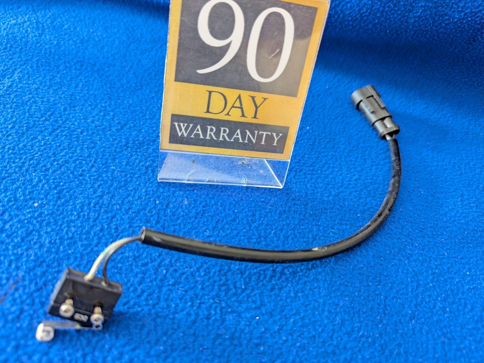 Maserati GranTurismo 2010-2019 Front Left Micro switch
