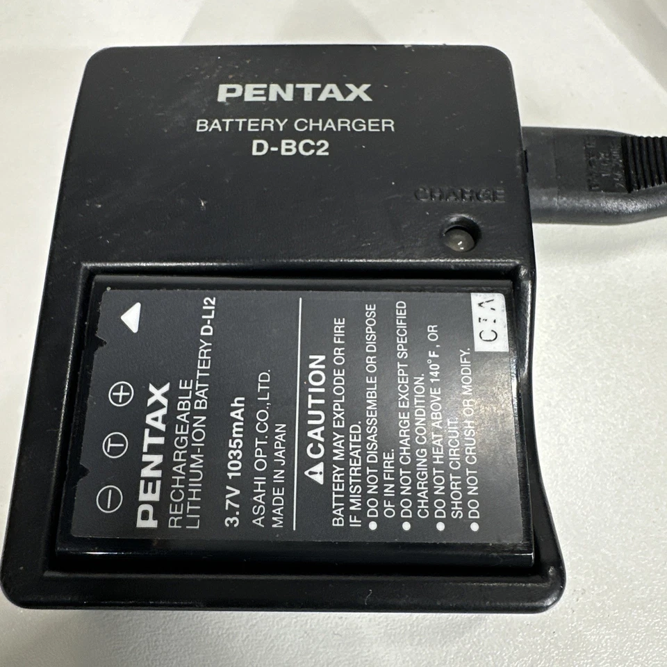 Genuine Pentax D-BC2 charger for D-Li7, D-Li2 Optio MX4 750Z 330 430 RS,450 550 - Image 2 of 3