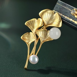 Authentic Ginkgo Leaf Brooch Gold Plated Women Vintage  Style Fashion Pin
