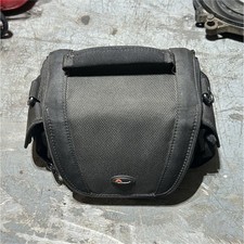 Lowepro Black Nylon Padded Compact Camera Case with Accessory Compartments