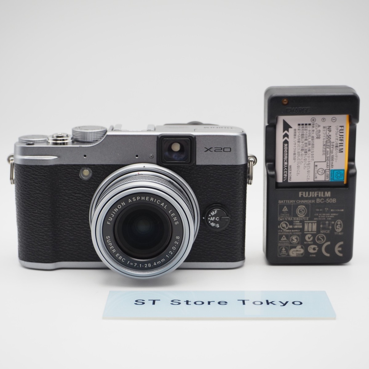 N Mint] Fujifilm Fuji X Series X20 12.0MP Digital Camera Silver