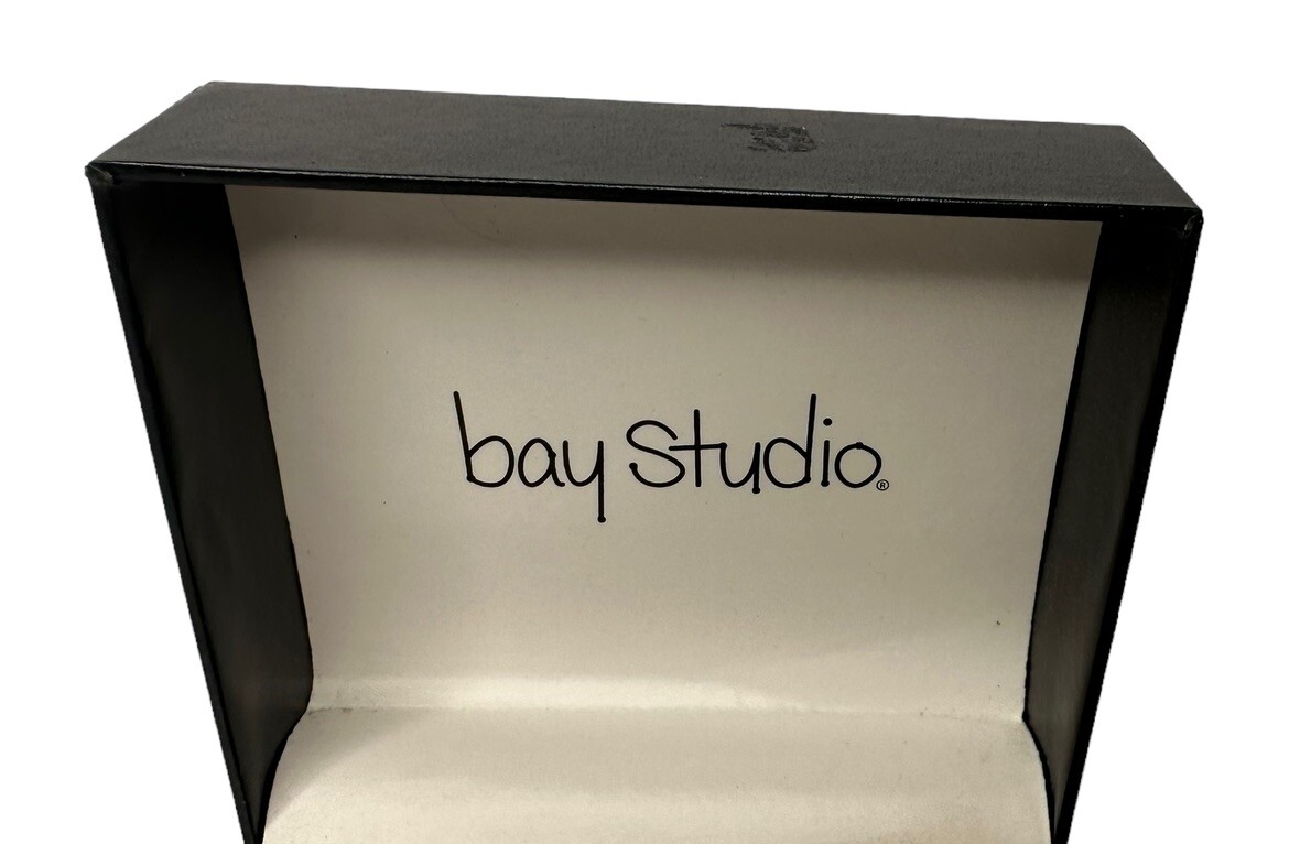 NEW Bay Studio Interchangeable Womens Watch Gift Set Five Straps Rhinestones NEW Bay Studio Interchangeable Womens Watch Gift Set Five  main image 3