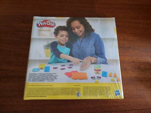 New - SEALED - Play-Doh Numbers Set (10 Stampers-3 Mold Plates-6 Play-Doh) 3+ - Picture 2 of 2