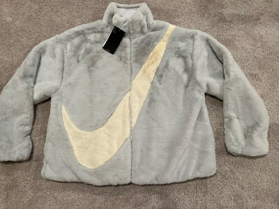 美品✨ナイキ フェイクファー Sportswear Plush Jacket Nike Sportswear Plush Women's Printed Faux Fur Jacket – Hush