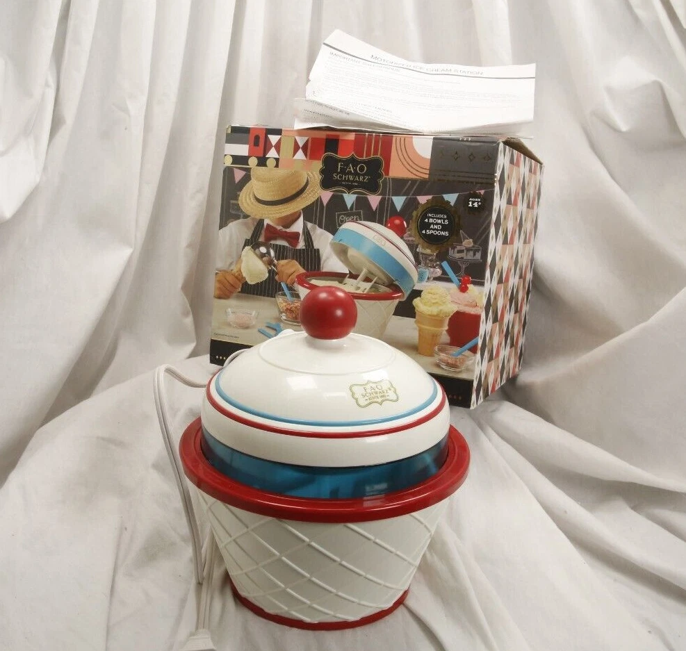 LOOK! FAO Schwarz, motorized DIY, Ice Cream Station, sorbet/fryo/ice cream maker