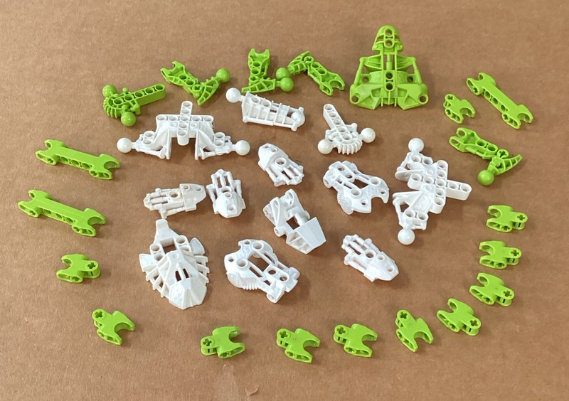 Lego Bionicle Lot, Green And White Pieces Miscellaneous Lot
