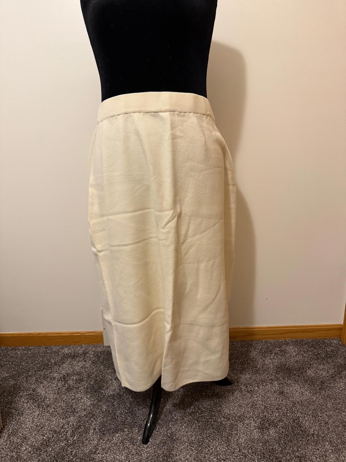 Cream Midi Skirt with Back Slit 4X-image