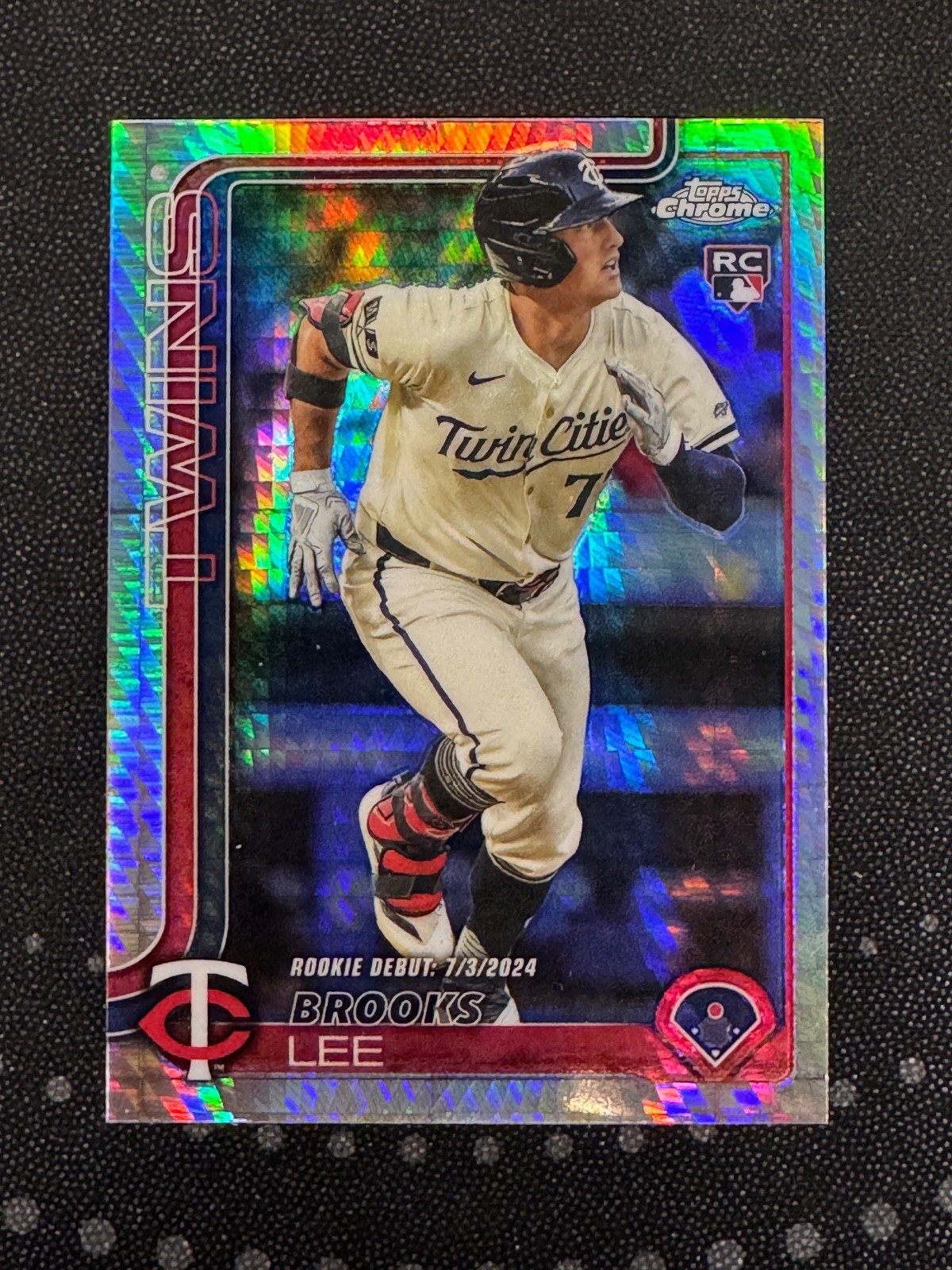 2025 Topps Chrome Update #USC6 Brooks Lee Rookie Debut Prism Refractor Twins