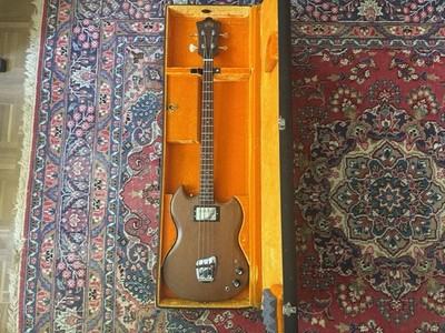 Guild Jet Star JS-1 - 1971 - Vintage Bass Gitarre OHSC Mahagoni