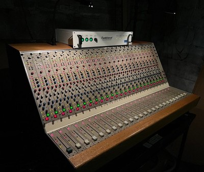 CADAC K TYPE 25x4x3 Desk Audio Console  REFURBISHED  Analog Mixer P&G Faders
