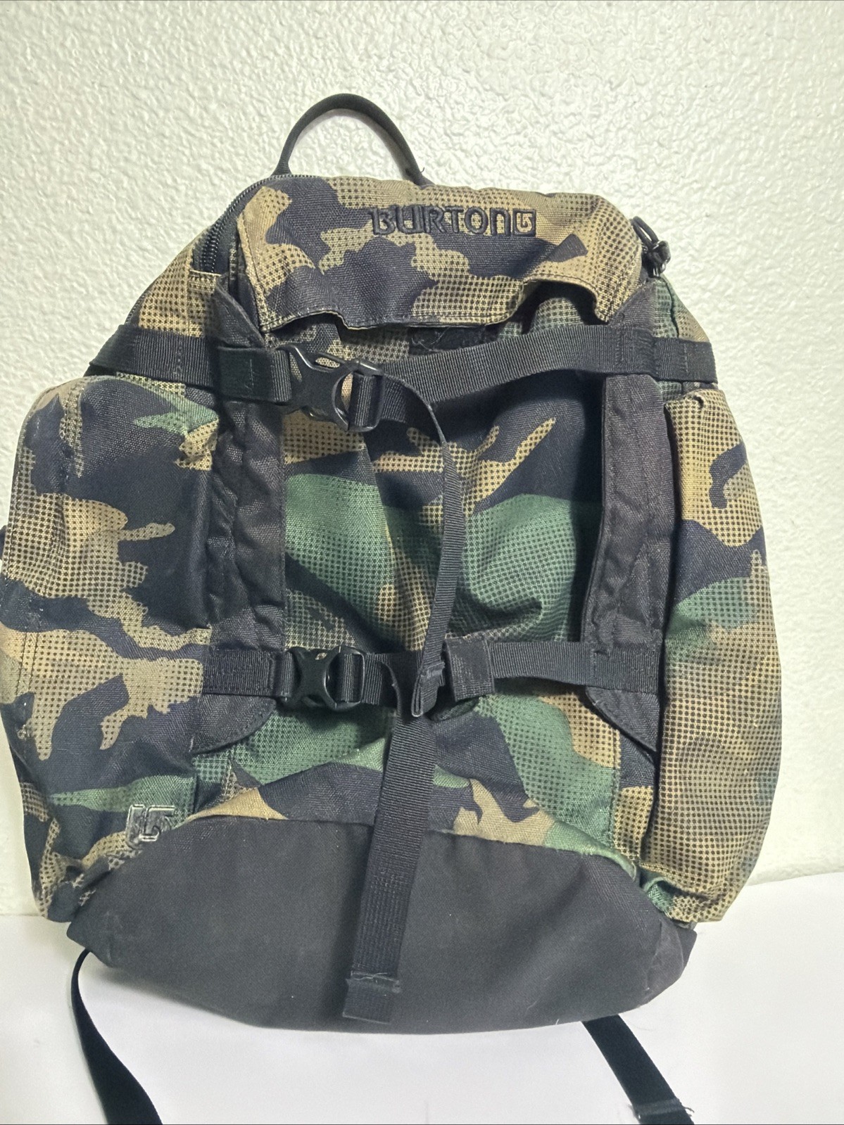 Mochila Burton Snowboard Camuflaje Verde Poliéster Signos de Desgaste 15x10x7