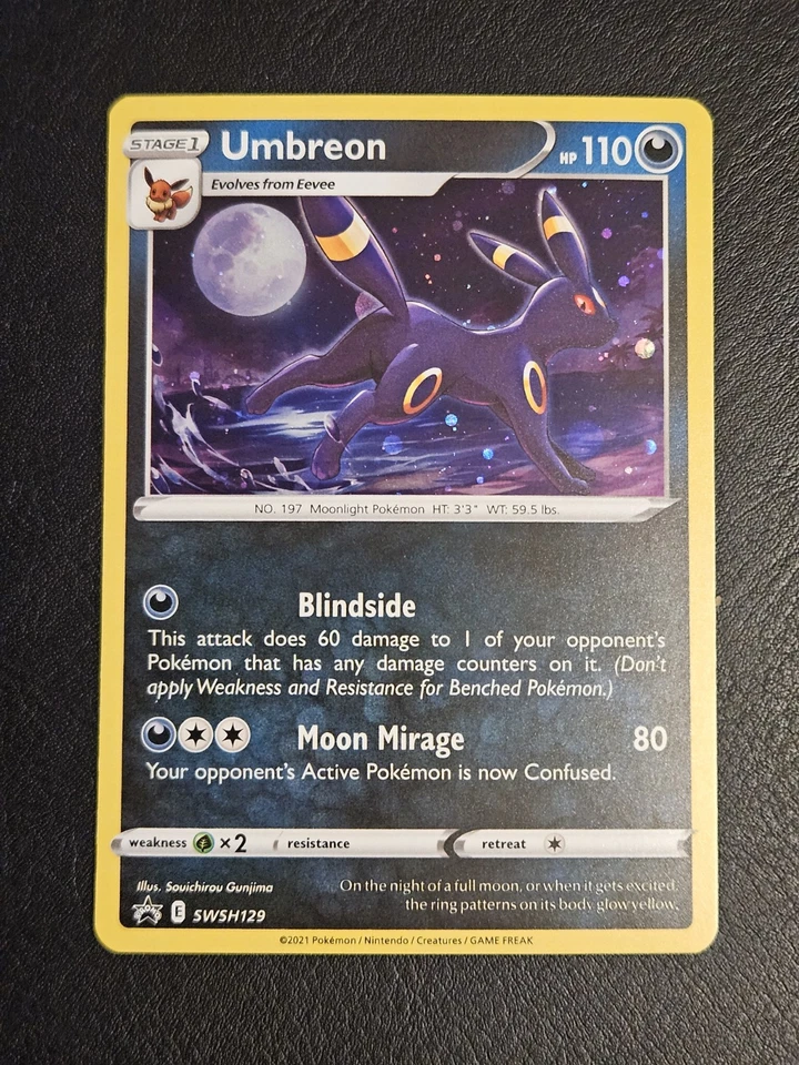Umbreon - SWSH129 - Pokemon Sword & Shield Promo  Holo Card NM - Image 2 of 4