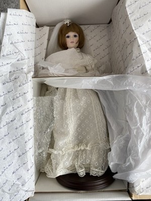 NIB Gloria Vanderbilt 18'' Summer Bride Doll The Danbury Mint 1985 w/Stand & COA