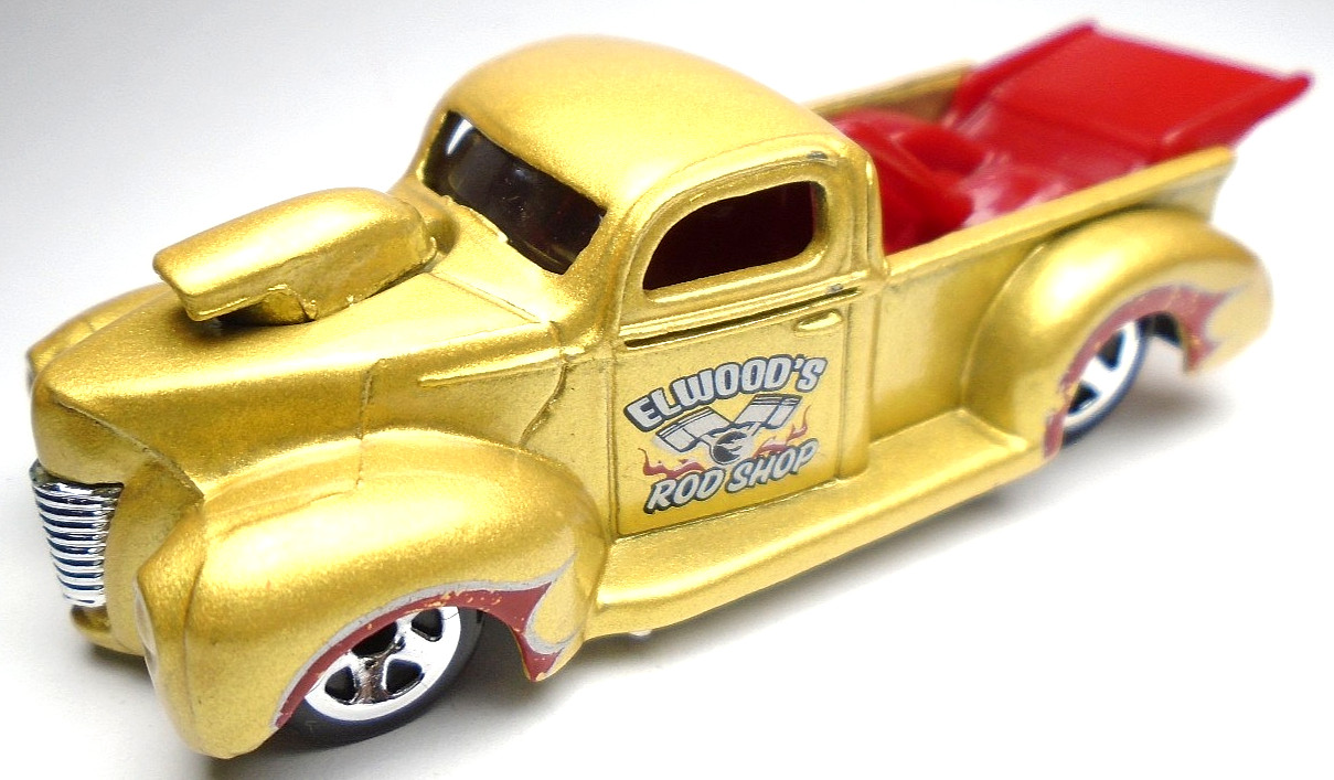 2009 HOT WHEELS HW MODIFIED RIDES '40 FORD ELWOOD'S GOLD DIECAST 3" PICKUP TRUCK
