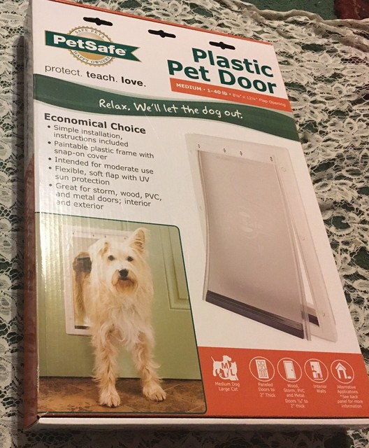 BRAND NEW PETSAFE PLASTIC PET DOOR M 140 LBS 8 1/8" X 12 1/4" FLAP