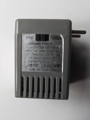 Archer Radioshack 273-1410 50W/1600W Foreign Travel Voltage Converter