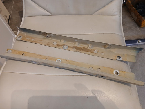 VW Bus T4 Kotflügelhalterung rechts + links Stegbleche Kotflügelhalterbleche