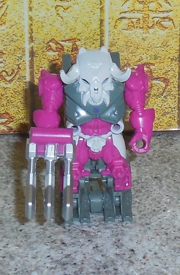 Transformers Power Of The Primes SKULLGRIN Mosc New Masters Potp - Image 2 of 3