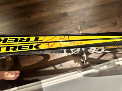 Lance Armstrong Autographed 2009 Trek Madone 6.9 Livestrong Bike