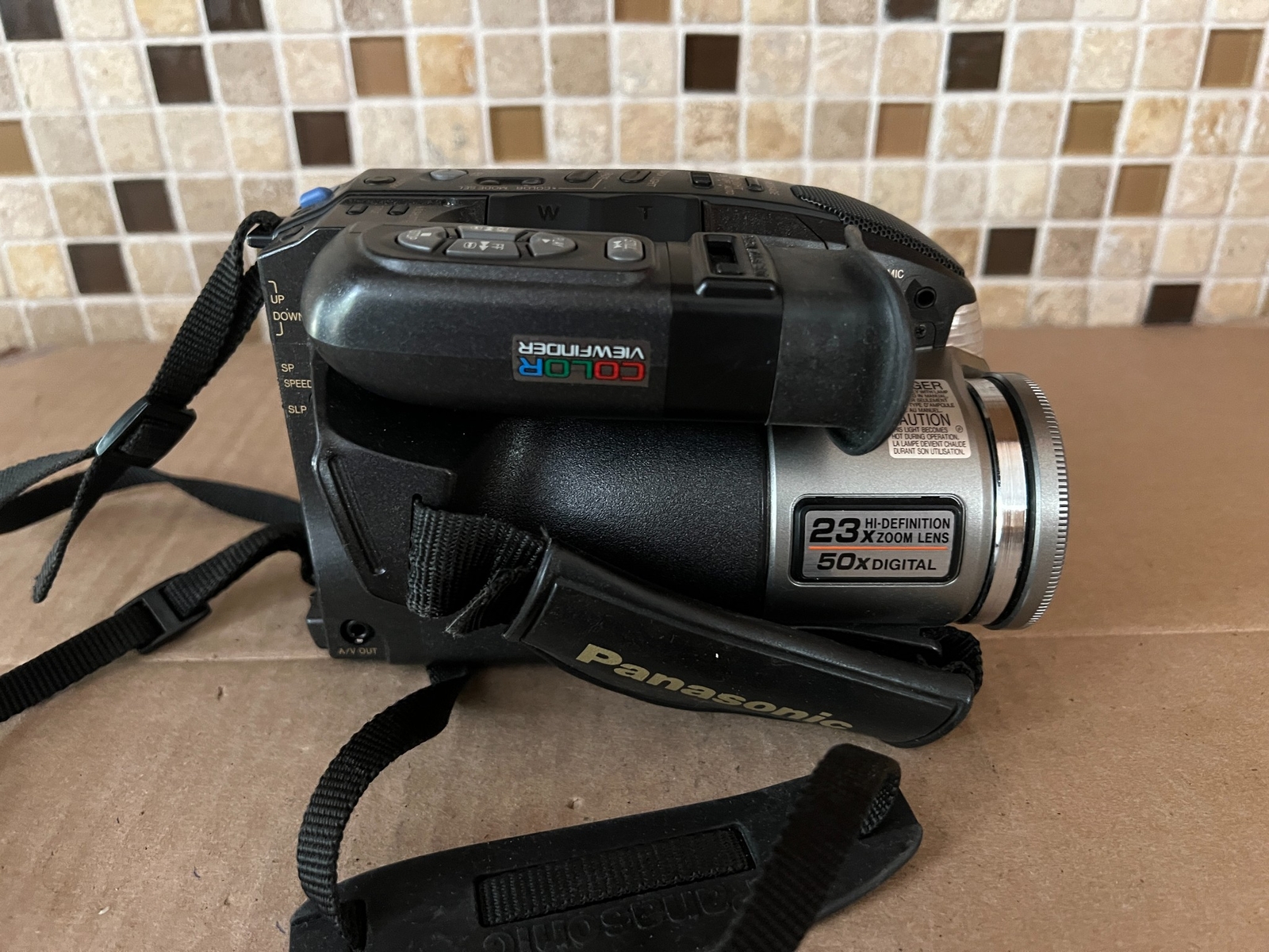 PANASONIC PALMCORDER VHS-C PV-L758D CAMCORDER Z2-2(4)