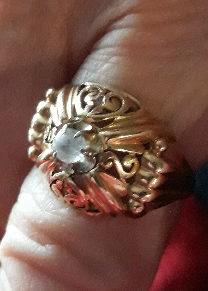 Bague or jaune avec pierre new arrivals