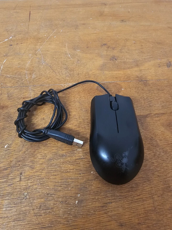 Razer Abyssus 1800 Gaming Mouse Good Condition RZ01-0036 3G Infrared Sensor - Image 3 of 4
