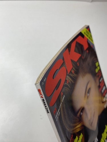 CINDY CRAWFORD - SKY Magazine - FEB 1993 Musique / Celeb /Lifestyle /Fashion - Photo 3/24