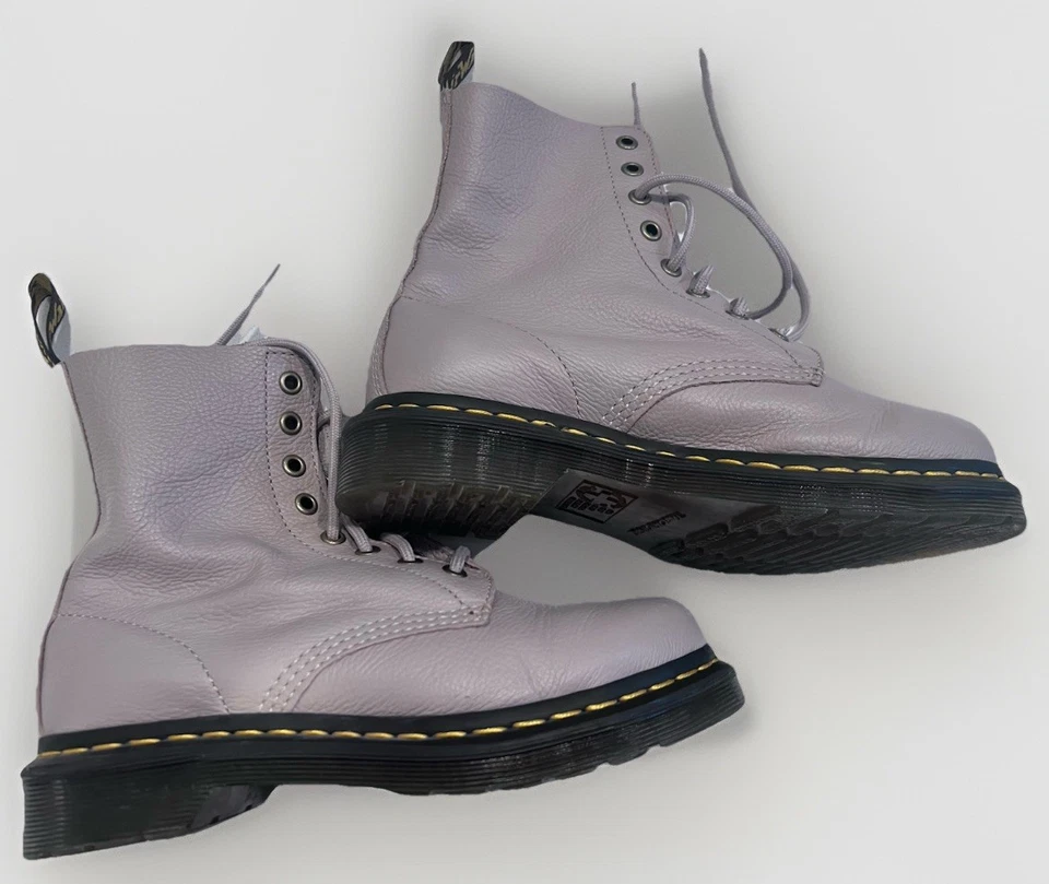 Женские Dr. Martens 1460 Pascal 8 глаз загрузки в сирени, размер 6 мягкой лицевой кожи - Изображение 4 из 4