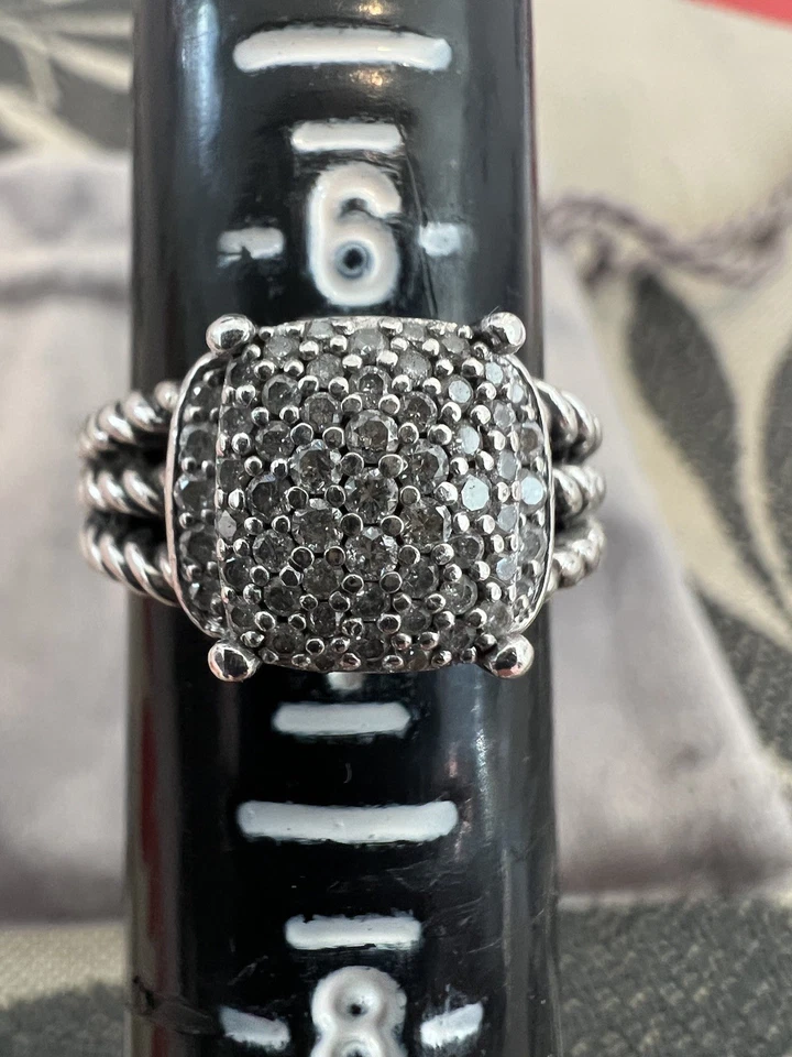 Anillo David Yurman de plata de ley pavé de diamantes de 1,75 quilates Wheaton Foto 3 de 4